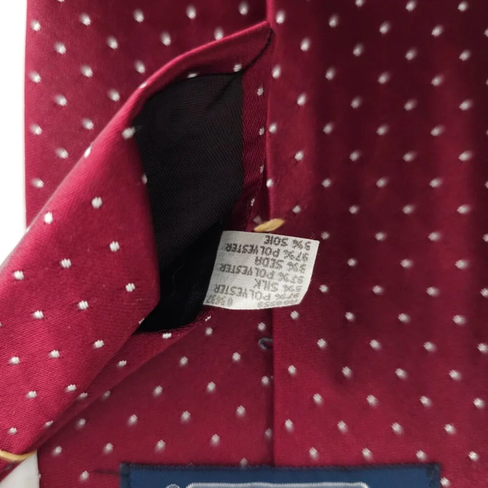 7th avenue Men Necktie Pin Dots Silk Blend Color Red Size 57x3.5 - NWOT